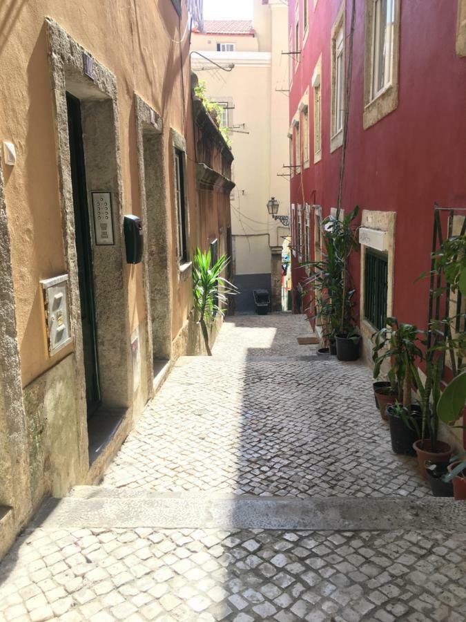 Casa Da Saudade, A Cozy Apartment In Alfama Лиссабон Экстерьер фото
